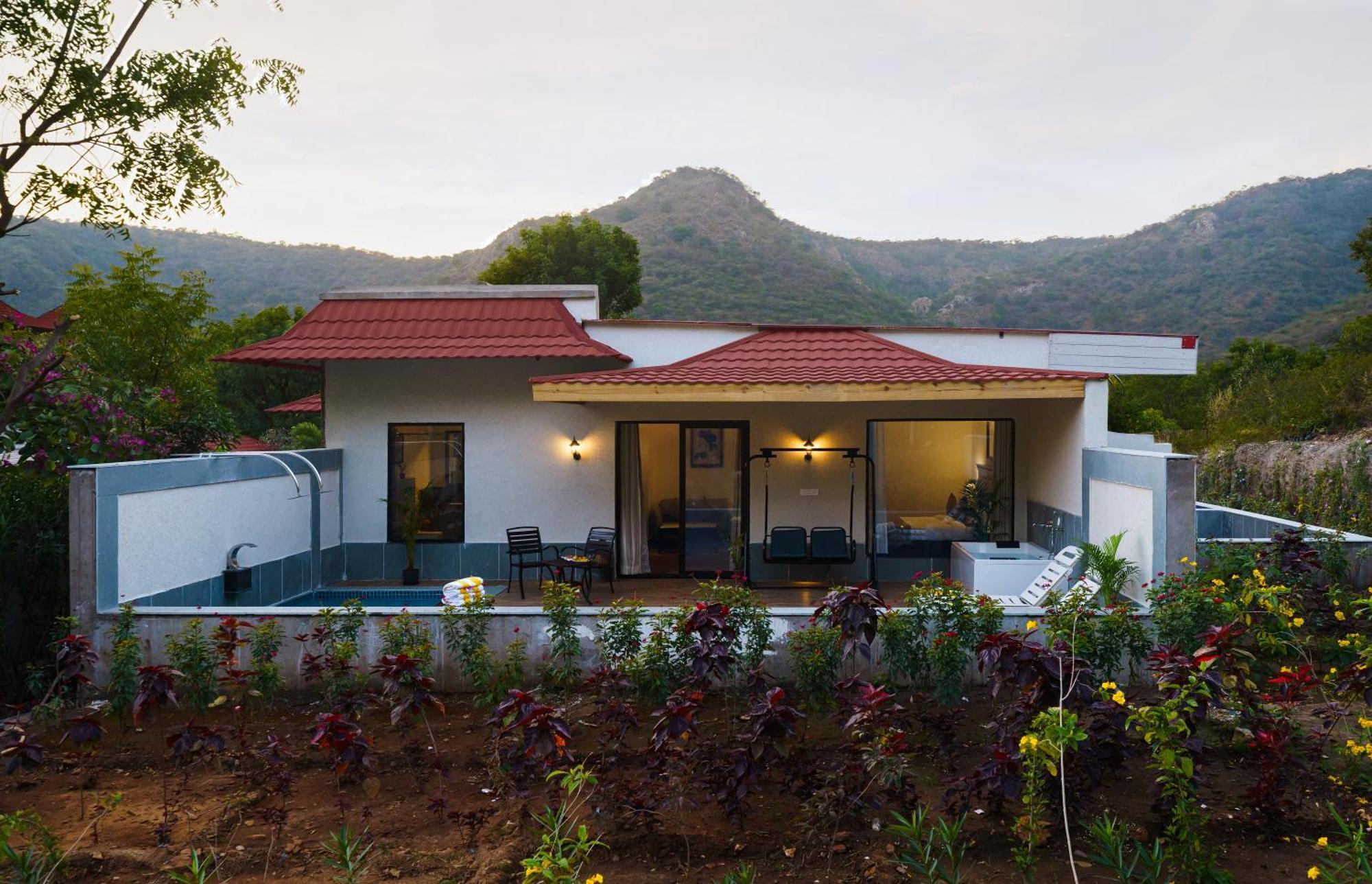 Anandam - A Luxury Resort In Udaipur Exteriör bild