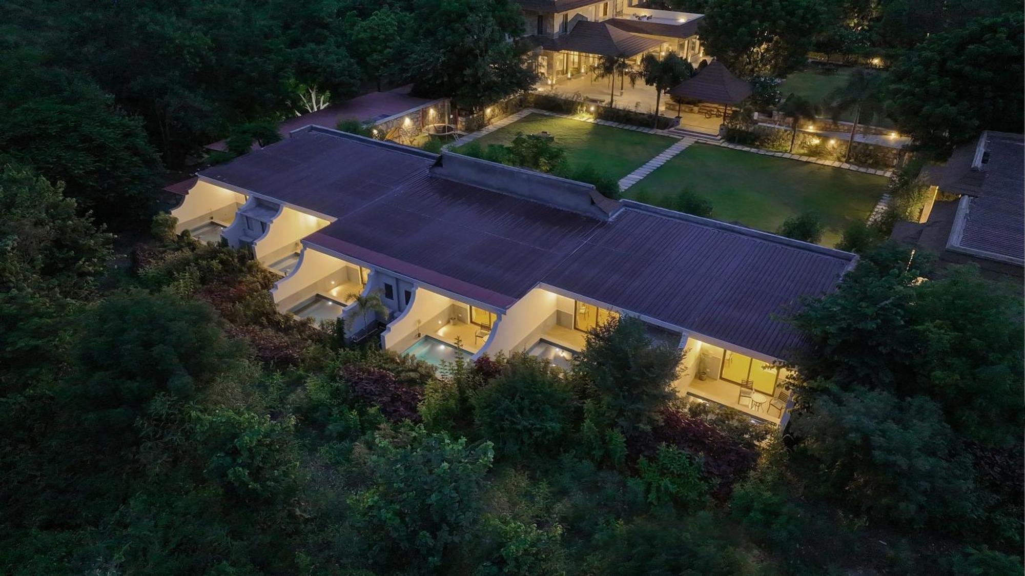 Anandam - A Luxury Resort In Udaipur Exteriör bild