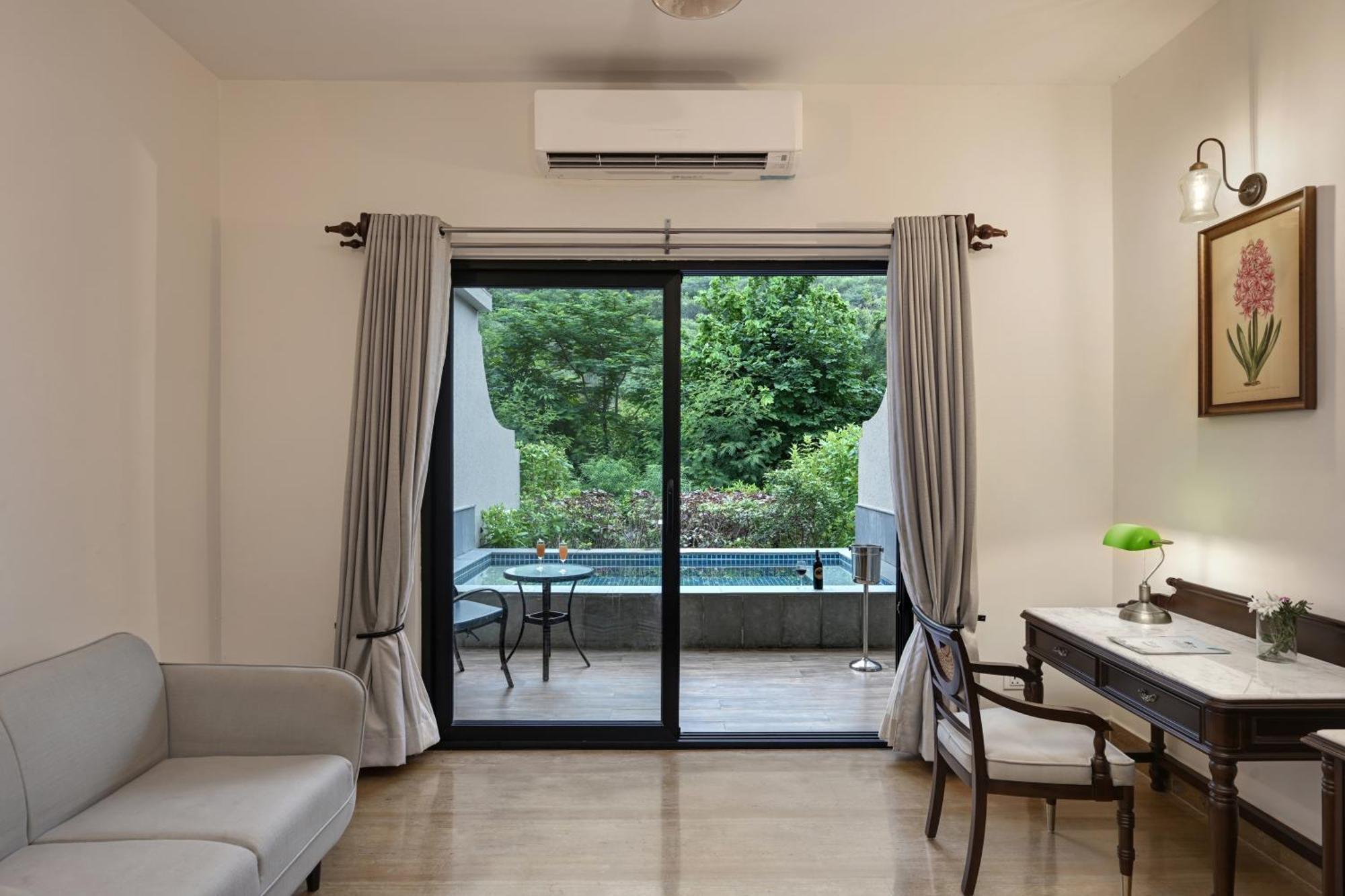 Anandam - A Luxury Resort In Udaipur Exteriör bild